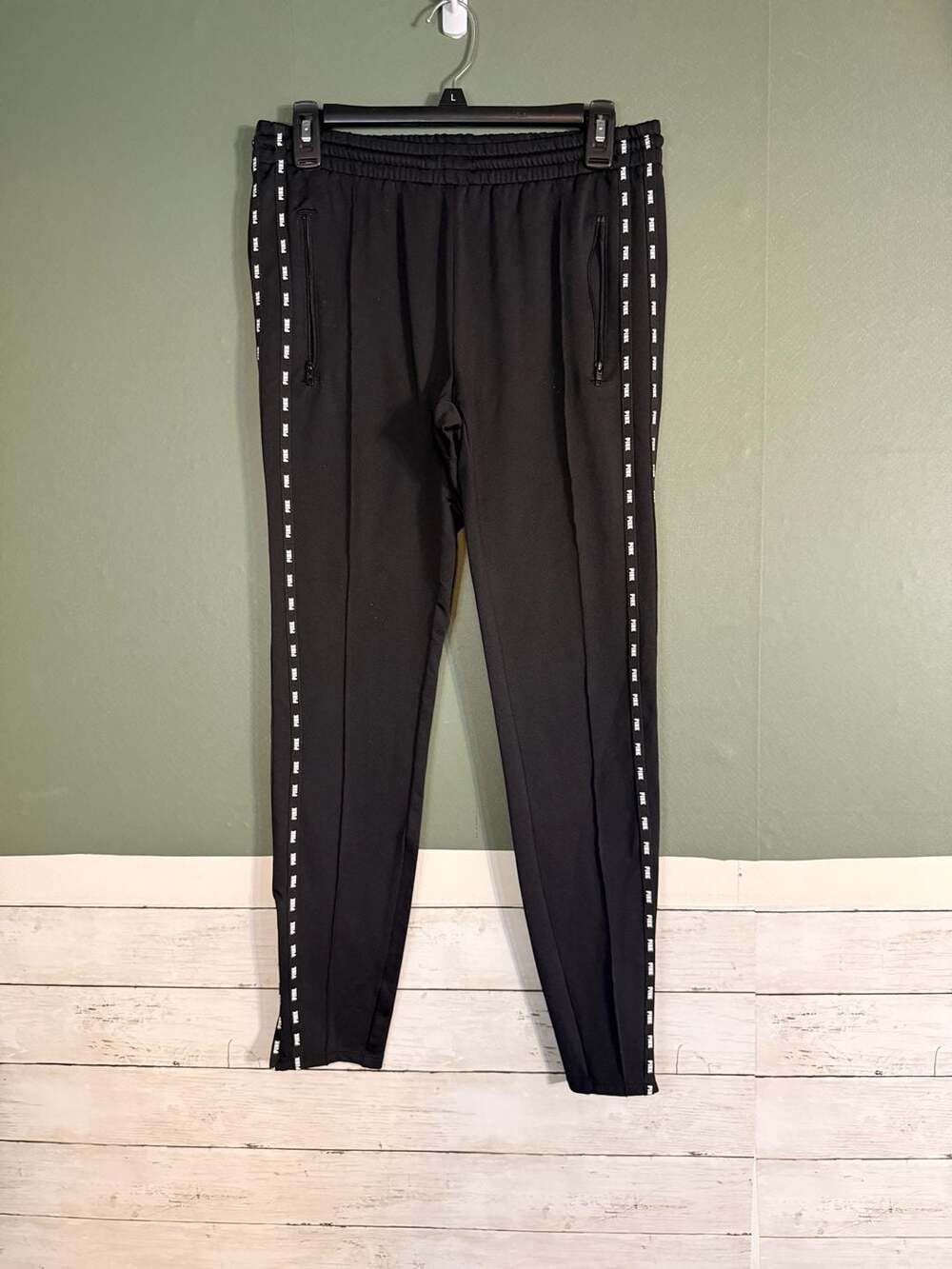 Victoria's Secret PINK Black Logo Tape Track Pants Size Small‎